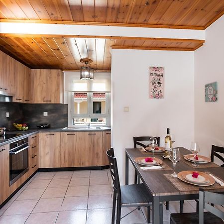 Melas Home Lefkáda エクステリア 写真